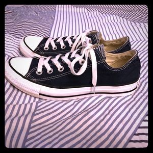 Converse Navy Blue Chuck Taylors